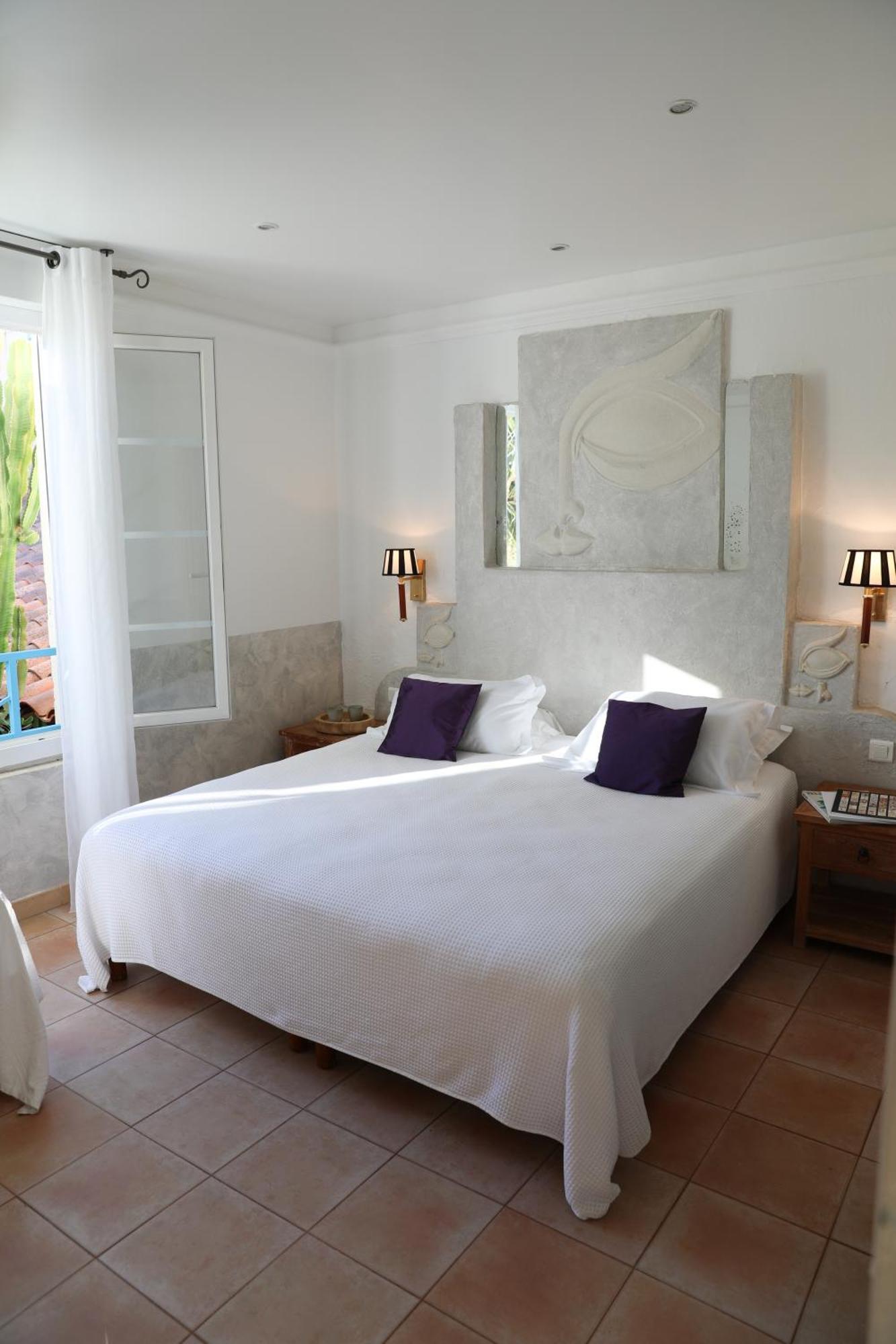 Hotel Les Flots Bleus Le Lavandou Dış mekan fotoğraf
