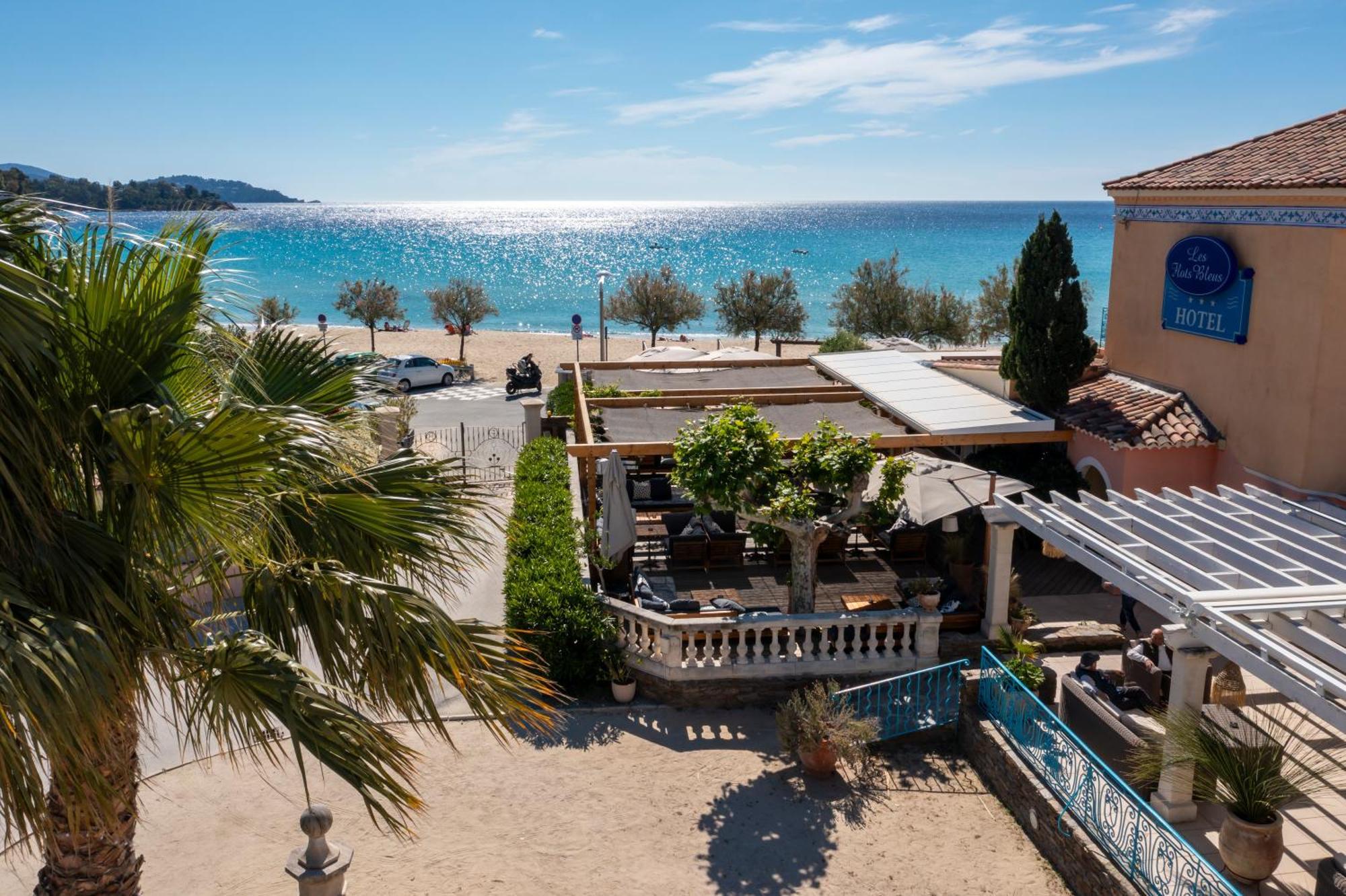 Hotel Les Flots Bleus Le Lavandou Dış mekan fotoğraf