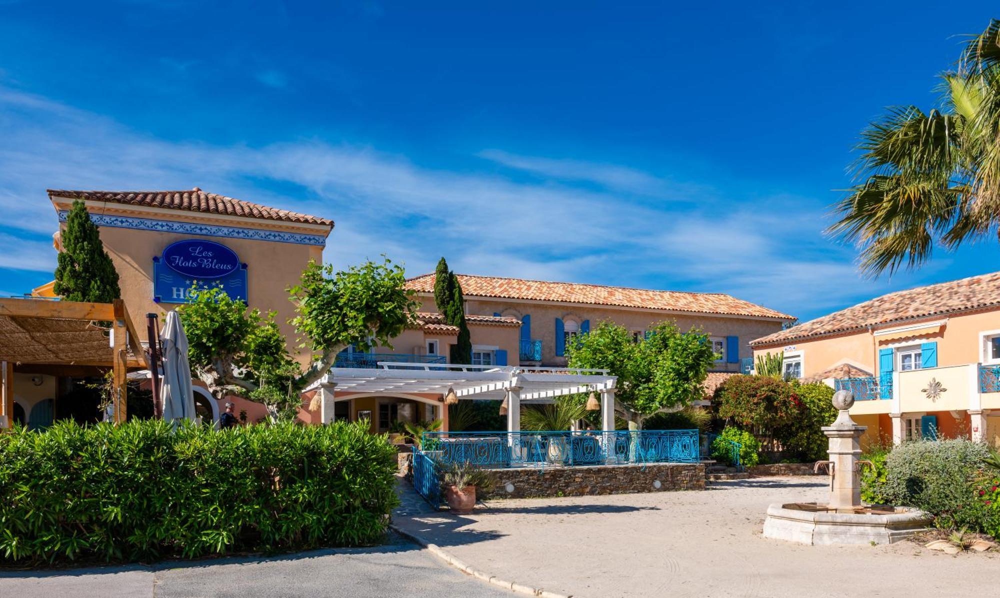 Hotel Les Flots Bleus Le Lavandou Dış mekan fotoğraf