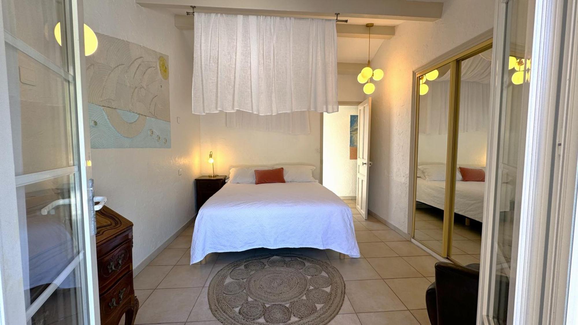 Hotel Les Flots Bleus Le Lavandou Dış mekan fotoğraf