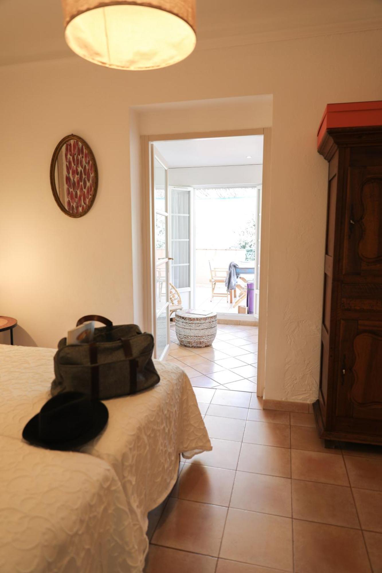 Hotel Les Flots Bleus Le Lavandou Dış mekan fotoğraf